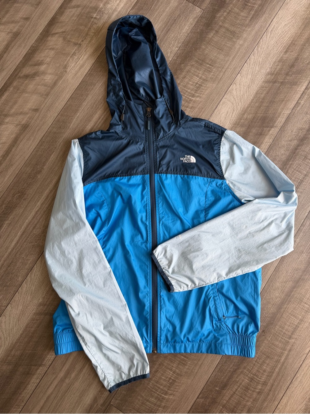 The North Face Women's Cyclone 3 Hooded Windbreaker Jacket Sz L Outdoor Hiking